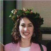 Laureata in Matematica Applicata offre lezioni di matematica a studenti di scuole superiori